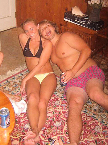 YOUNG GIRLS at PARTY- Drunk teenagers - Amateurs pics 10 - Photo 27
