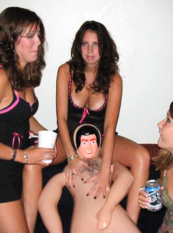 YOUNG GIRLS at PARTY- Drunk teenagers - Amateurs pics 10 - Photo 46