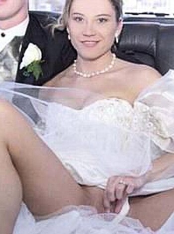 Wedding Upskirt - Photo 22
