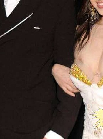 Wedding Upskirt - Photo 31