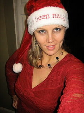 Happy Nude Girls Christmas 2009 - Photo 9