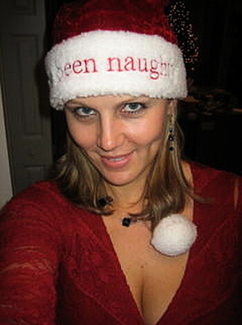 Happy Nude Girls Christmas 2009 - Photo 10