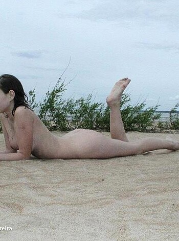 Girlfriend on the beach - Sabrina Tomaz Moreira - Photo 10
