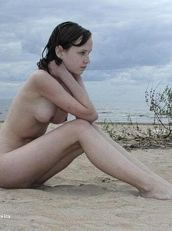 Girlfriend on the beach - Sabrina Tomaz Moreira - Photo 17