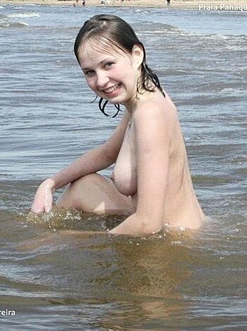 Girlfriend on the beach - Sabrina Tomaz Moreira - Photo 18