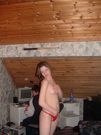 Beatifull lesbian couple - Photo 13
