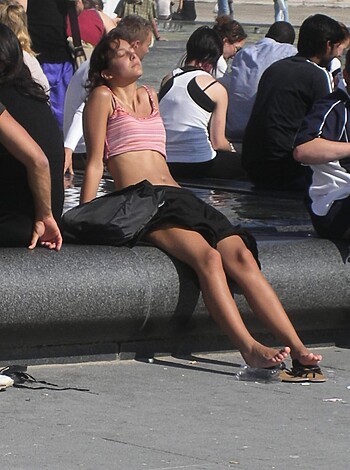 Candid voyeur teen upskirt thong and sexy girls - Photo 21