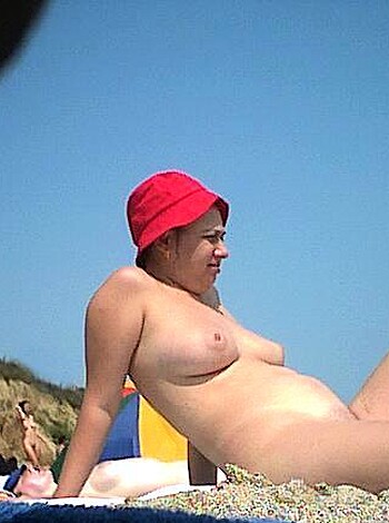 The naked beach 354  - Photo 32