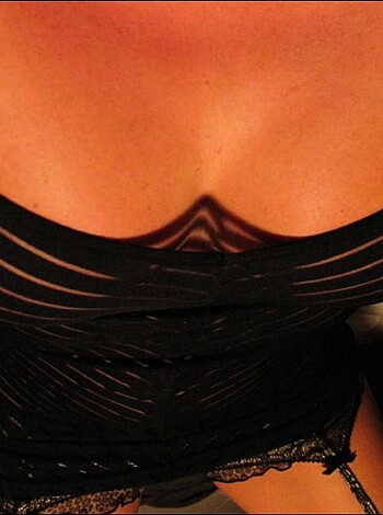 Vulgar description: Fucking hot bitch in black lacy lingerie.