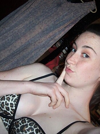 CUTE HAIRY TEEN AMATUER SET - Photo 1