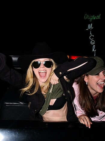 My wanker celebs A-Z - Avril Lavigne  - Photo 8