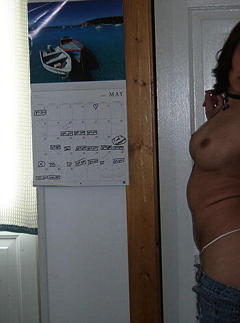 Redhead chick satisfied herself at home  - Photo 29