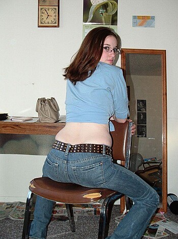 GOOD GIRL POSE  - Photo 34
