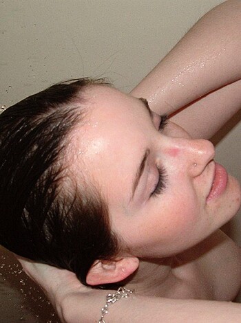 GOOD GIRL POSE  - Photo 48