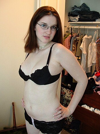 GOOD GIRL POSE  - Photo 60