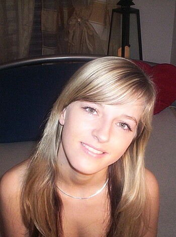your daughter ?  - Photo 10