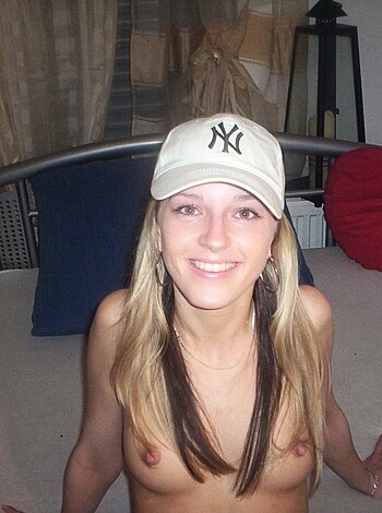 your daughter ?  - Photo 11