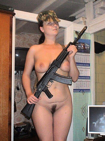 Army Girls  and hers naked private pics - Photo 22