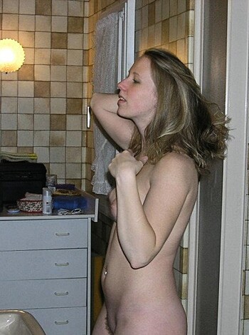 """
Cunt staring into fucking mirror.
"""
