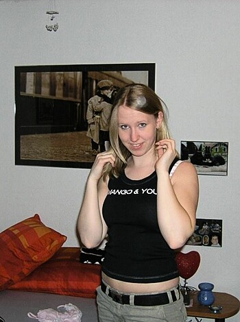"Look at this hoe taking a fuckin' mirror selfie in her bedsheet-covered ass room."