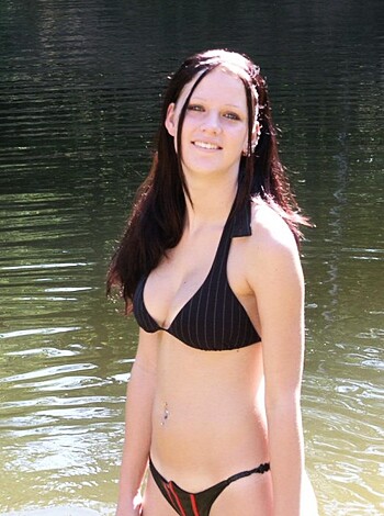 Nice ex girl Chantal at the lake  - Photo 30