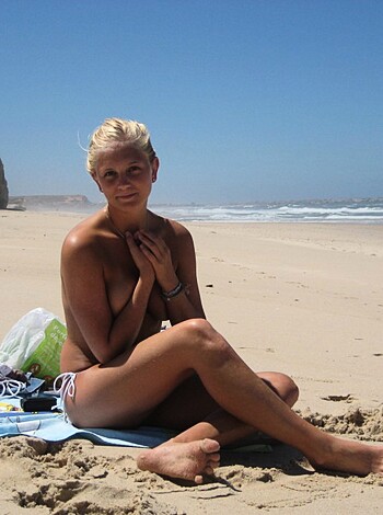 TEEN ON NUDIST BEACH SET Young Teen Girl FKK 6 - Photo 18