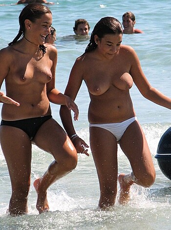 TOPLESS TEENS ON BEACH SET -Young Teen Girl FKK - Photo 9