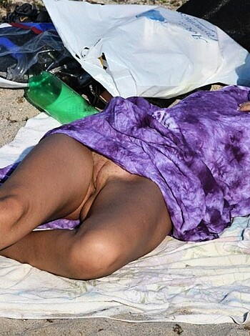 TOPLESS TEENS ON BEACH SET -Young Teen Girl FKK - Photo 14