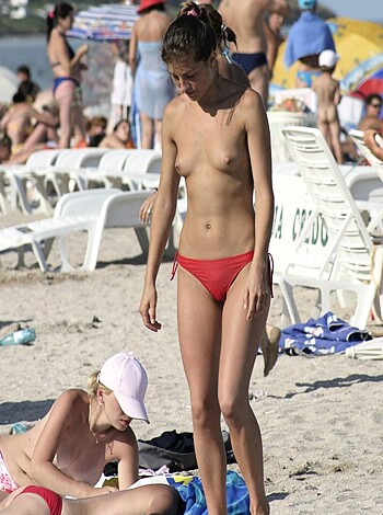 TOPLESS TEENS ON BEACH SET Young Teen Girl FKK - Photo 18