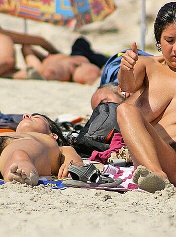 Beach Gallery 14  - Photo 43