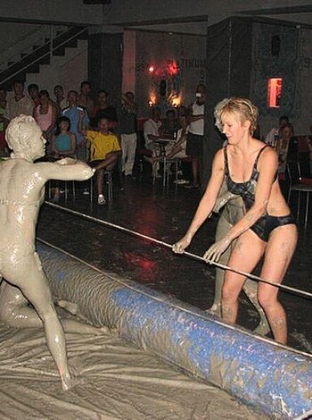 Mudwrestling Girls - Photo 30