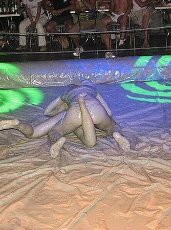 Mudwrestling Girls - Photo 34