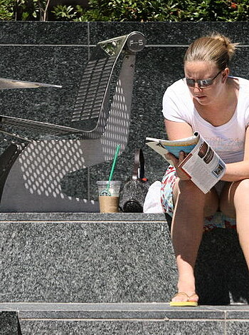 Upskirt for real voyeur 14 - Photo 9