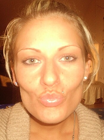 Perfect blond Milf  - Photo 17