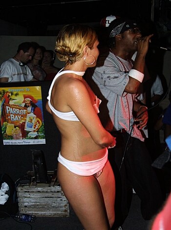 amateur sluts party Chapter 33  - Photo 64