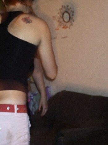 Tattooed chick at a private party  - Photo 13