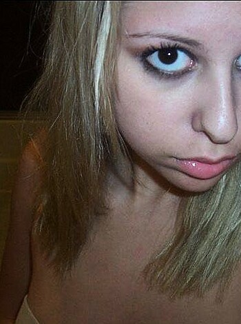 "Mouthful of hot, wet, pussy juice."