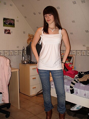 Young naked girlfriend - Photo 30