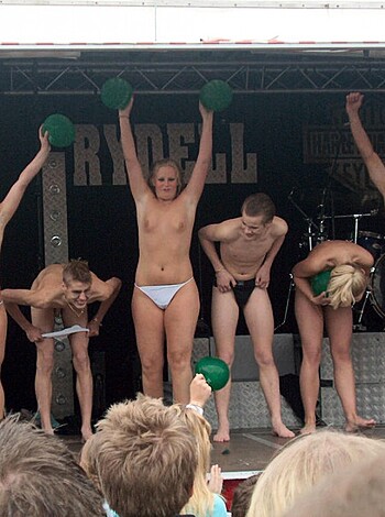 Students and their College Outdoor Initiations - Photo 9