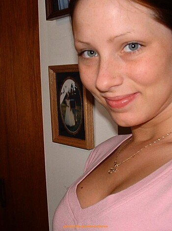 Lovely girlfriend naked  - Photo 11