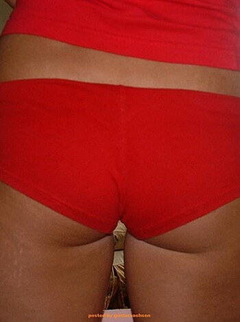 "Bitch rockin' some tight-ass hot pants."