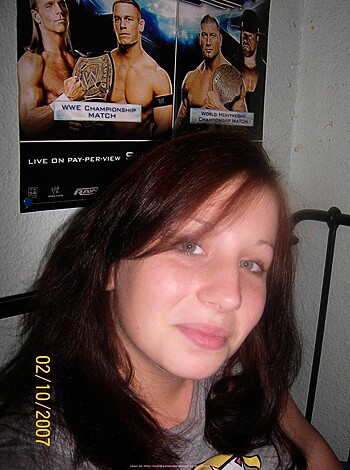 Young teen with shawed pussy - Photo 26