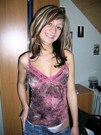 bestest lesbian friends  - Photo 5