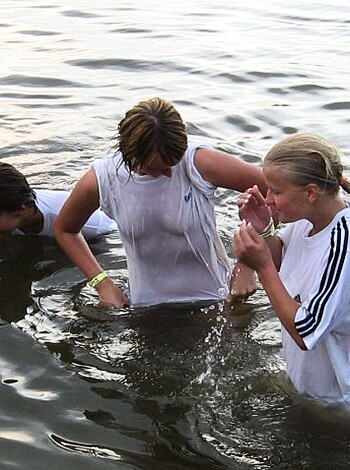 College Initiations: Wet Games. Part 4.  - Photo 24