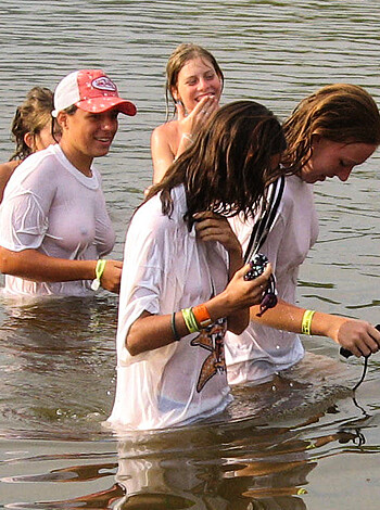 College Initiations: Wet Games. Part 4.  - Photo 30