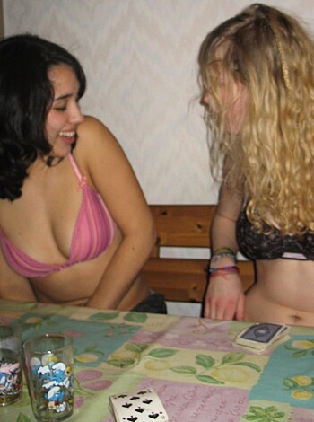 Amateurs: Strip Poker. Part 2.  - Photo 38