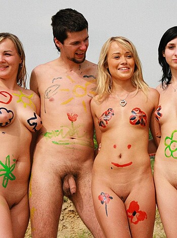Get a load of these fuckin' naked assholes paintin' each other up like some kinda goddamn art show!