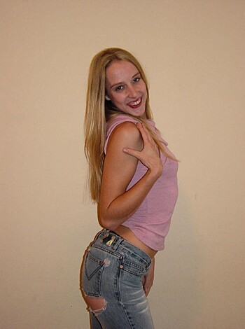 Jessie a Skinny tight Blonde Girl  - Photo 4
