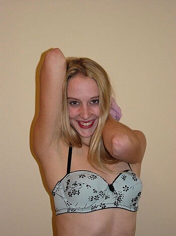 Jessie a Skinny tight Blonde Girl  - Photo 23