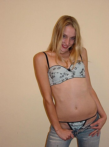 Jessie a Skinny tight Blonde Girl  - Photo 27